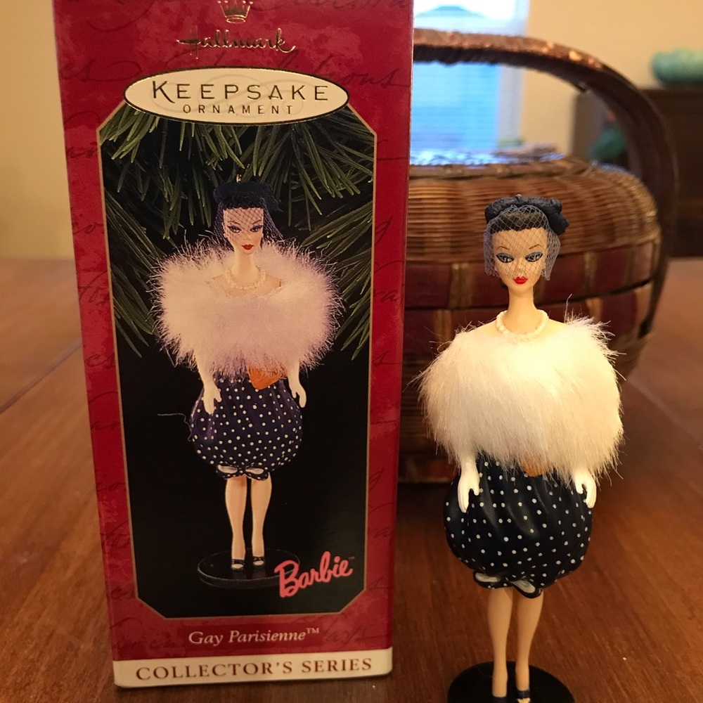 1999 Hallmark Barbie Ornament Gay Parisienne